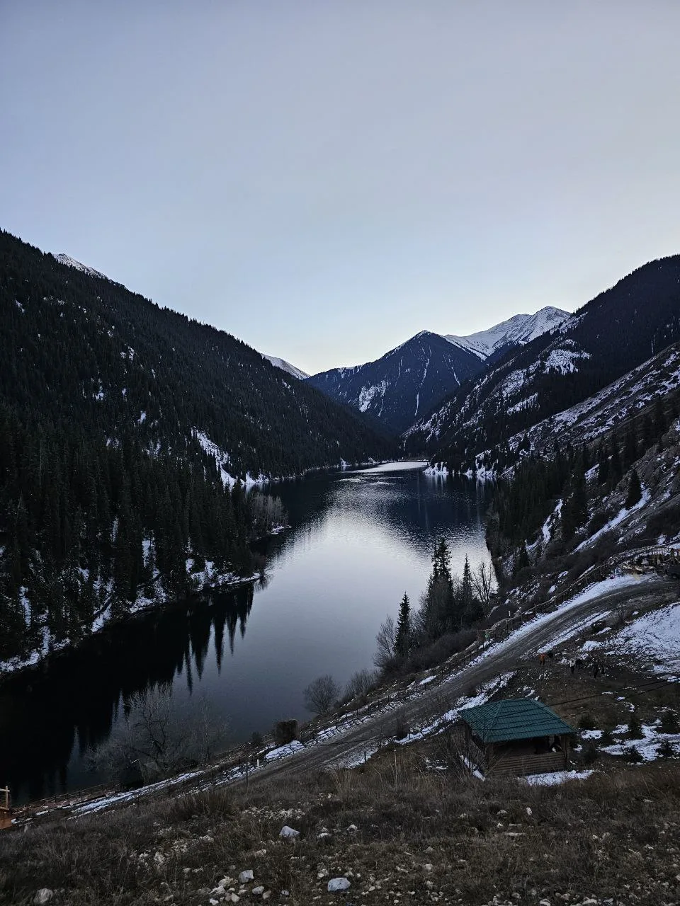 Озеро Кольсай зимой