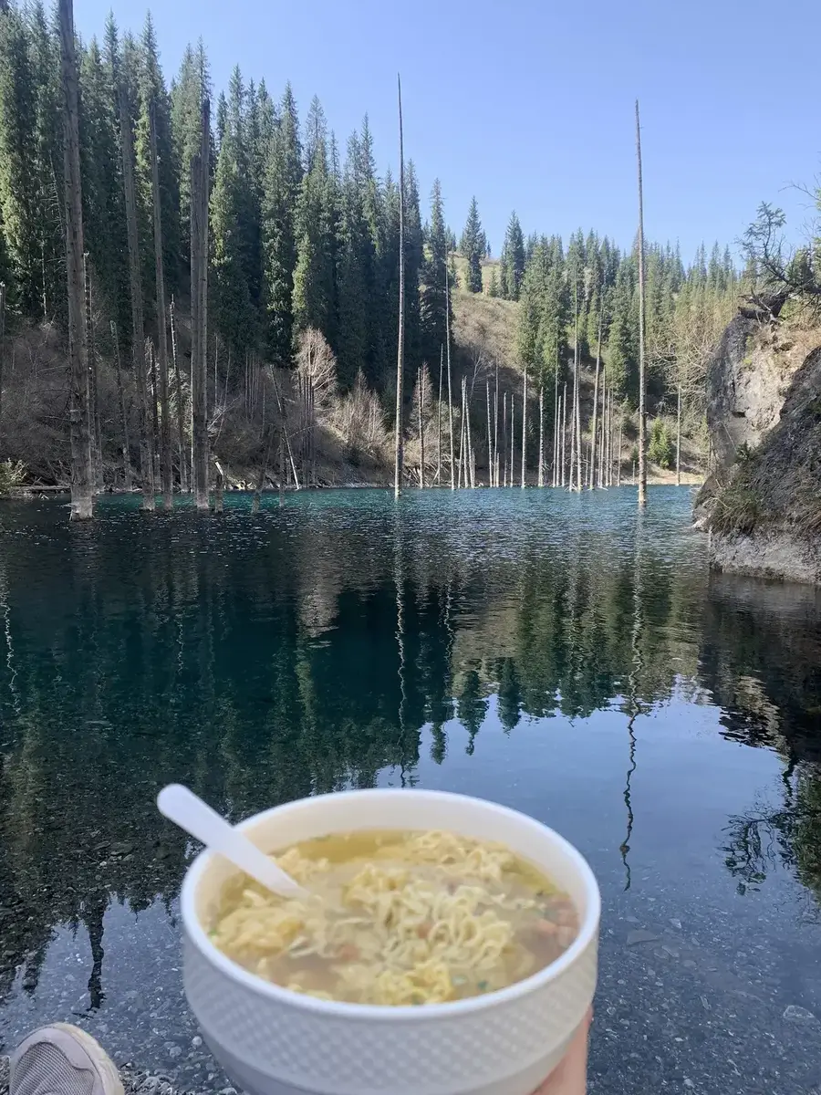 озеро каинды и лапша быстрого приготовления