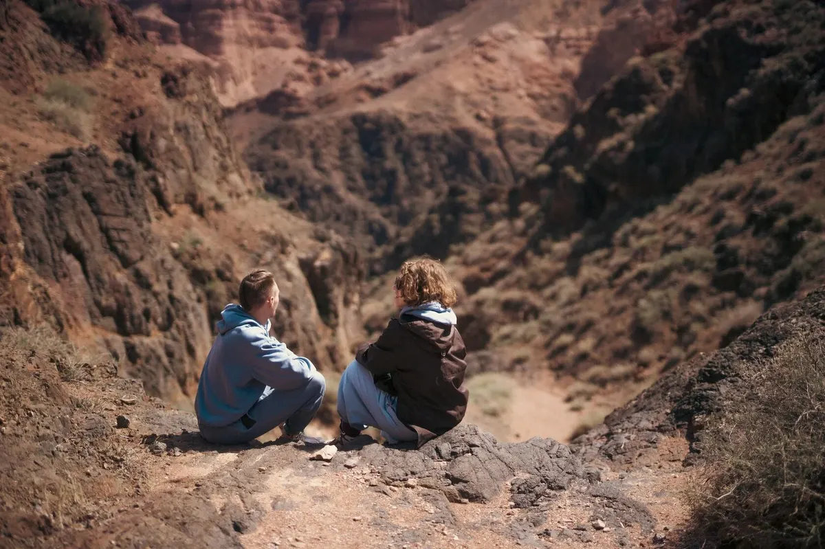 Полный гайд по Чарыну: как добраться, когда ехать и что важно знать