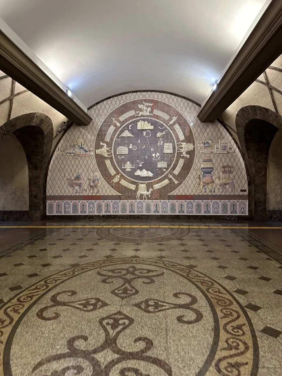 Алматинское метро