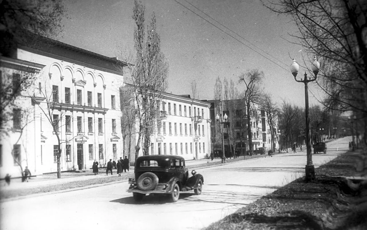 Золотой квадрат