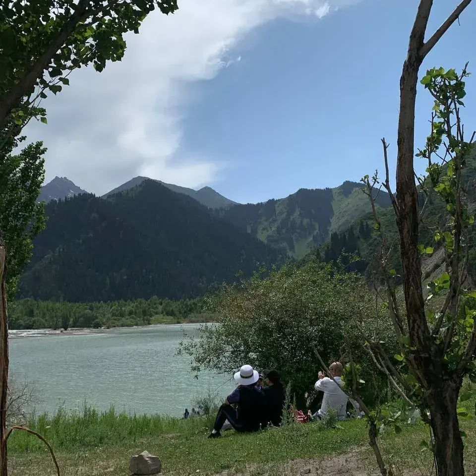 Иссык и Медвежий водопад